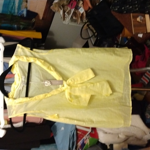 Trinity women's canary yellow sleeveless top Sz Medium - Picture 16 of 17